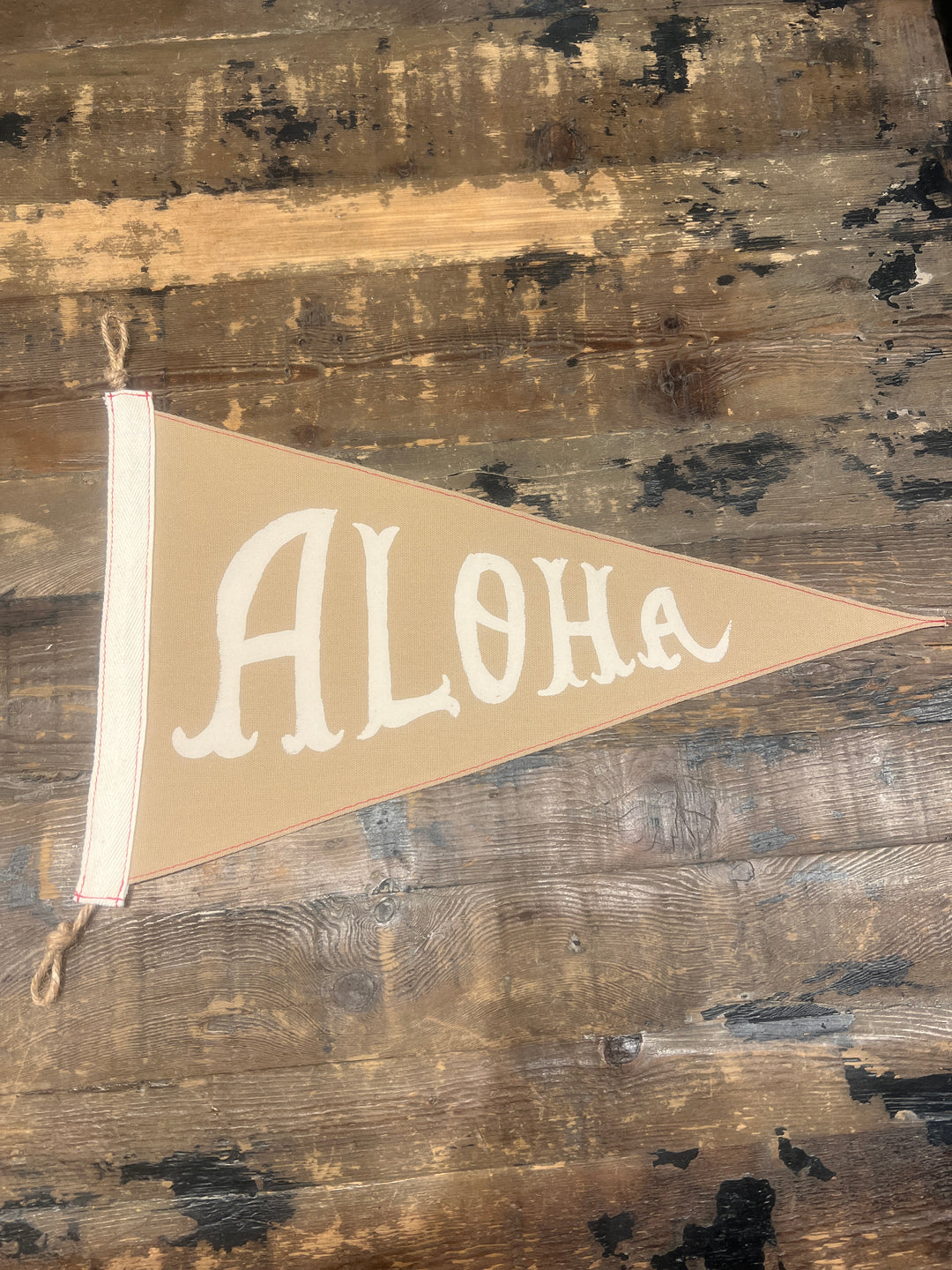 aloha burgee tan