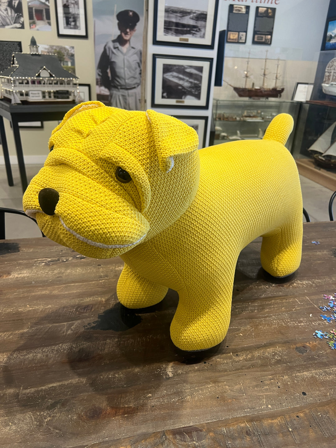 Cotton Knit Golden Bulldog Stool